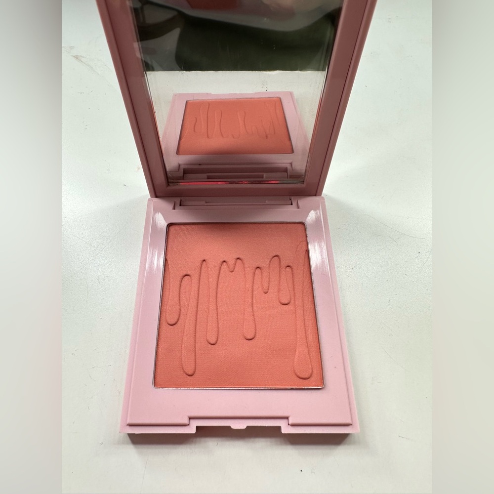 Kylie Cosmetics Blush